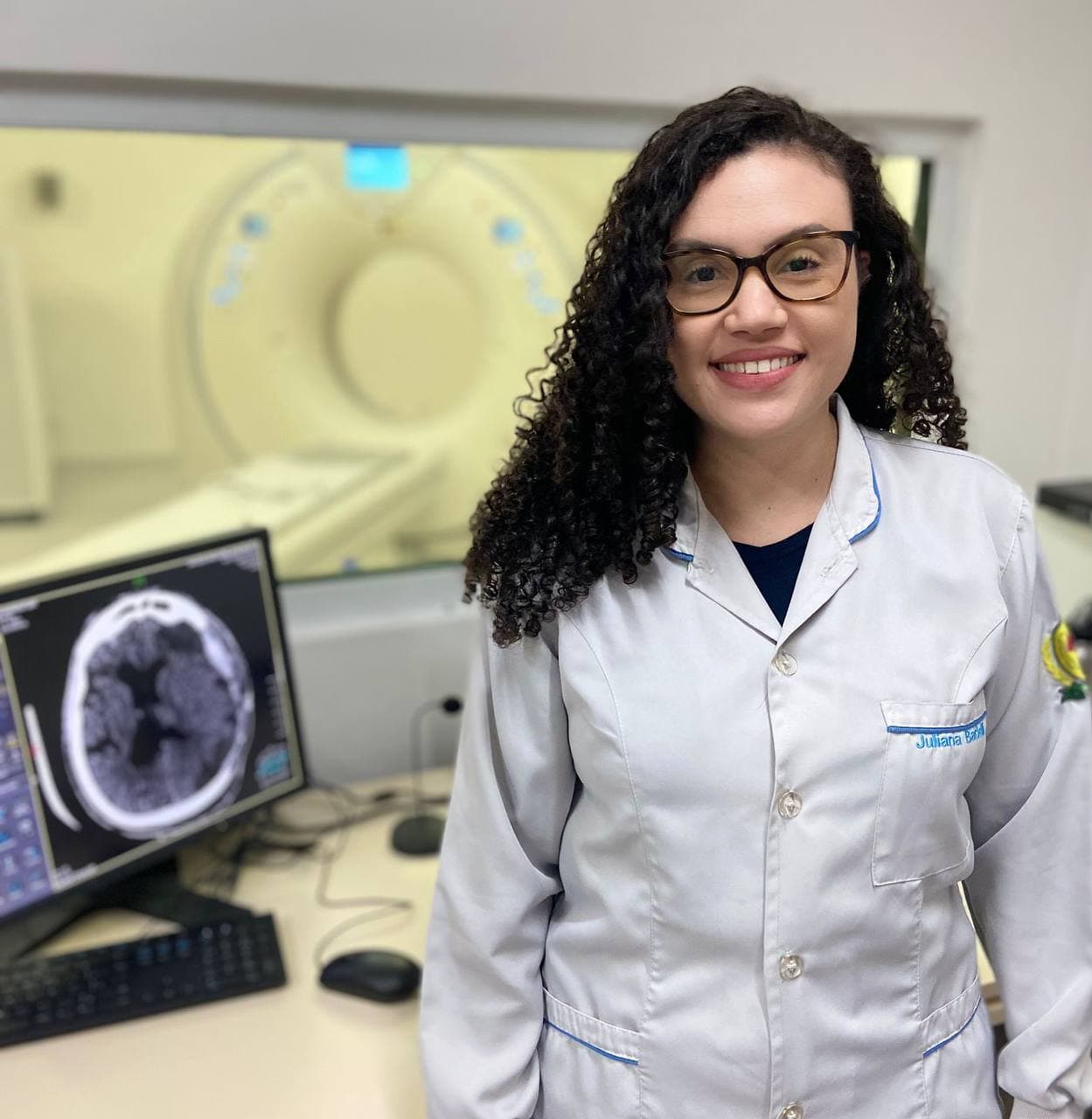 Juliana Badelli em ambiente hospitalar